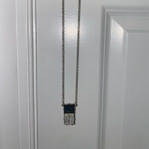 BOUTIQUE BLACK AND WHITE NECKLACE